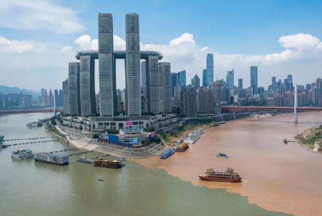 В сердце Чунцина: Raffles City и слияние рек